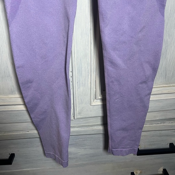 NVGTN Set Lilac Passion‎ Seamless Bra Contour Leggings Athleisure Active Lounge - Picture 4 of 10